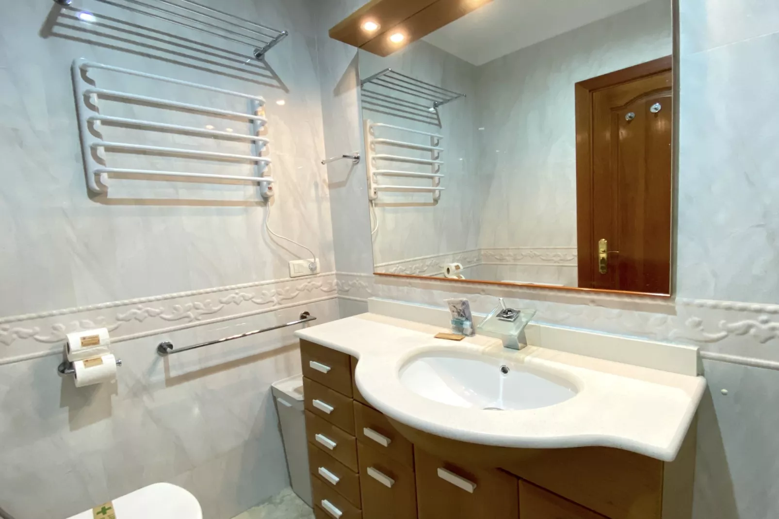 Delfin 3º3 Seaview by Casasol - Badkamer