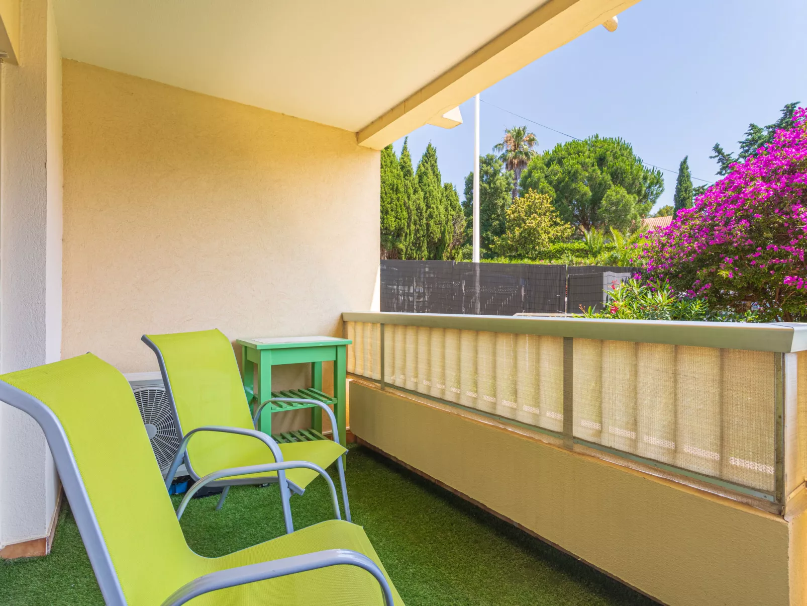 Brise Marine - Buiten