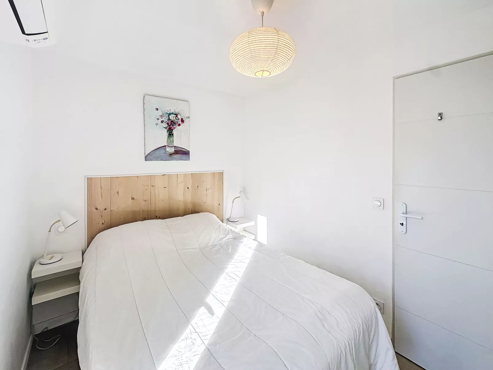 Le Perregaux - Binnen