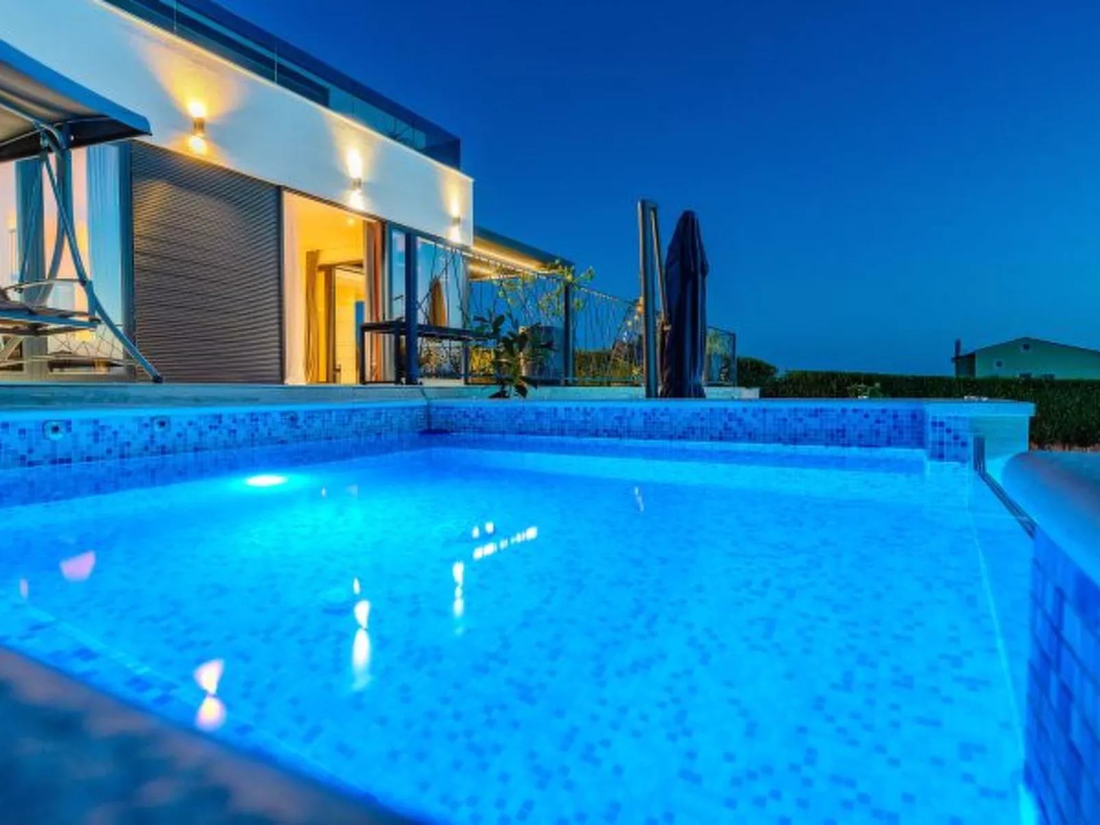 Beautiful villa Lara in Vrana with pool - Image-tags.info