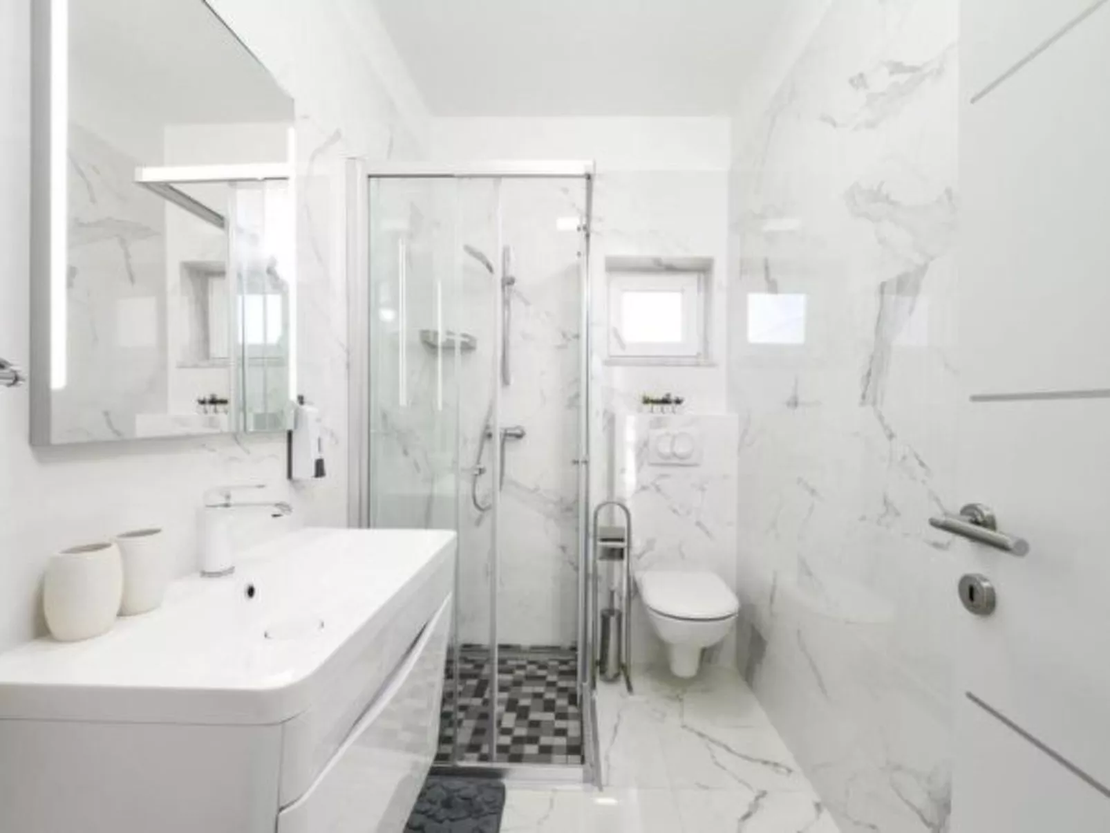 Villa Mare with heated pool and gym - Image-tags.info