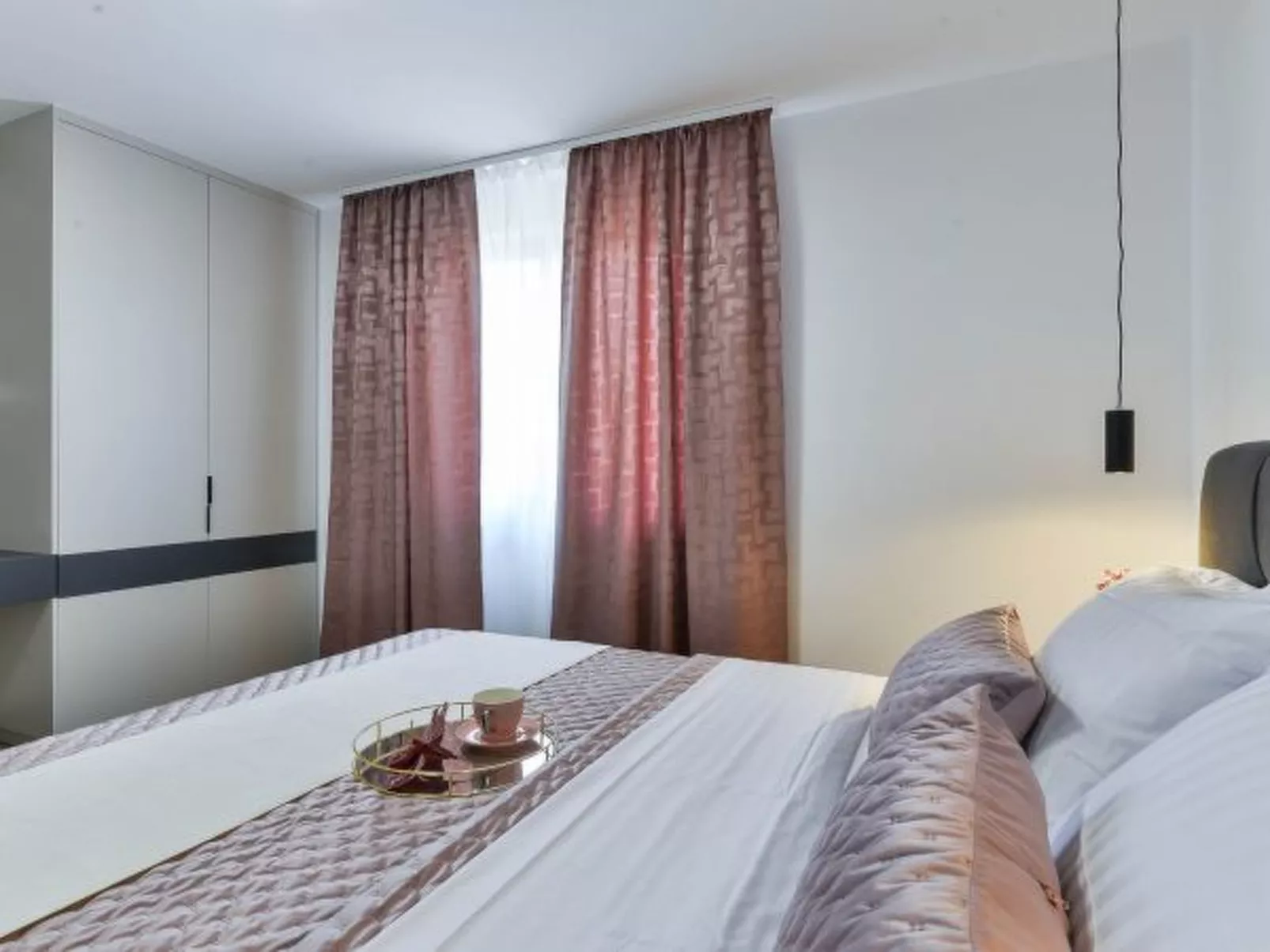 Villa Zariva with pool and panoramic mountain and - Image-tags.info