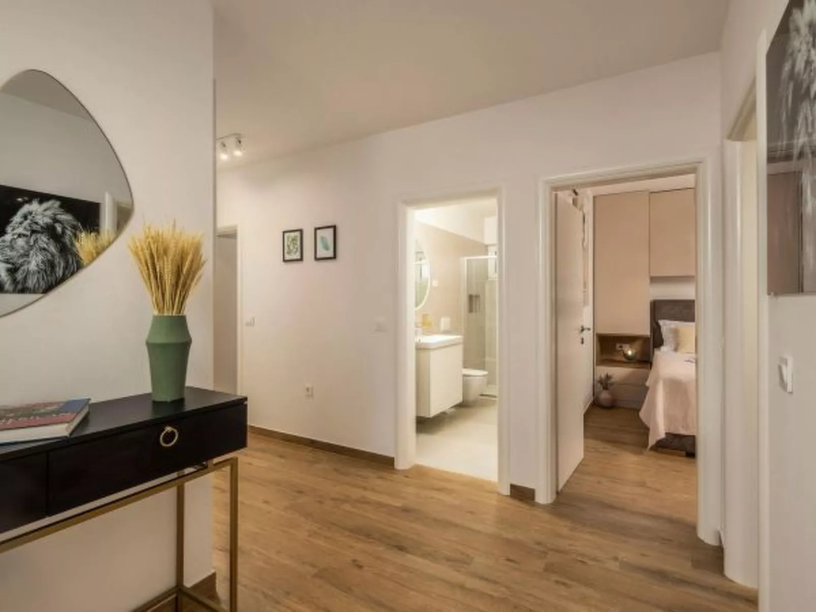 Seaview Villa Deep Green with pool - Image-tags.info