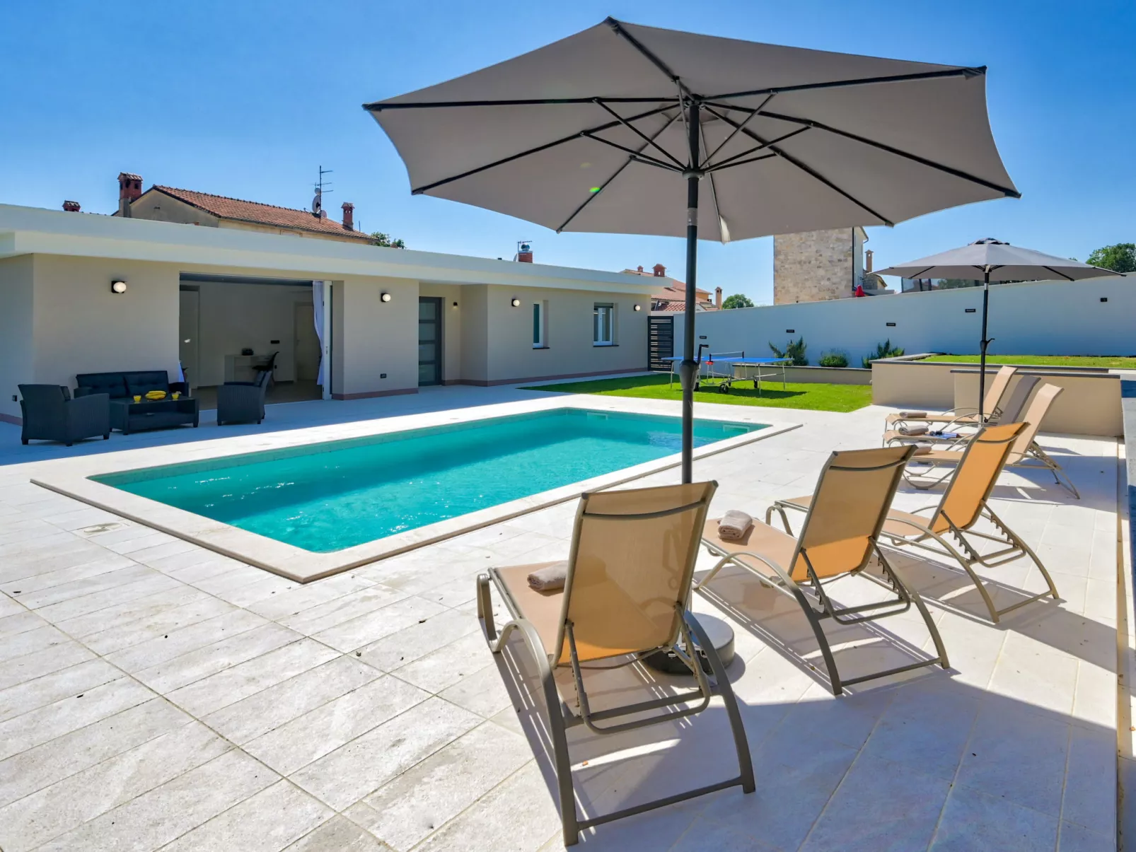 Montevernal - Binnen