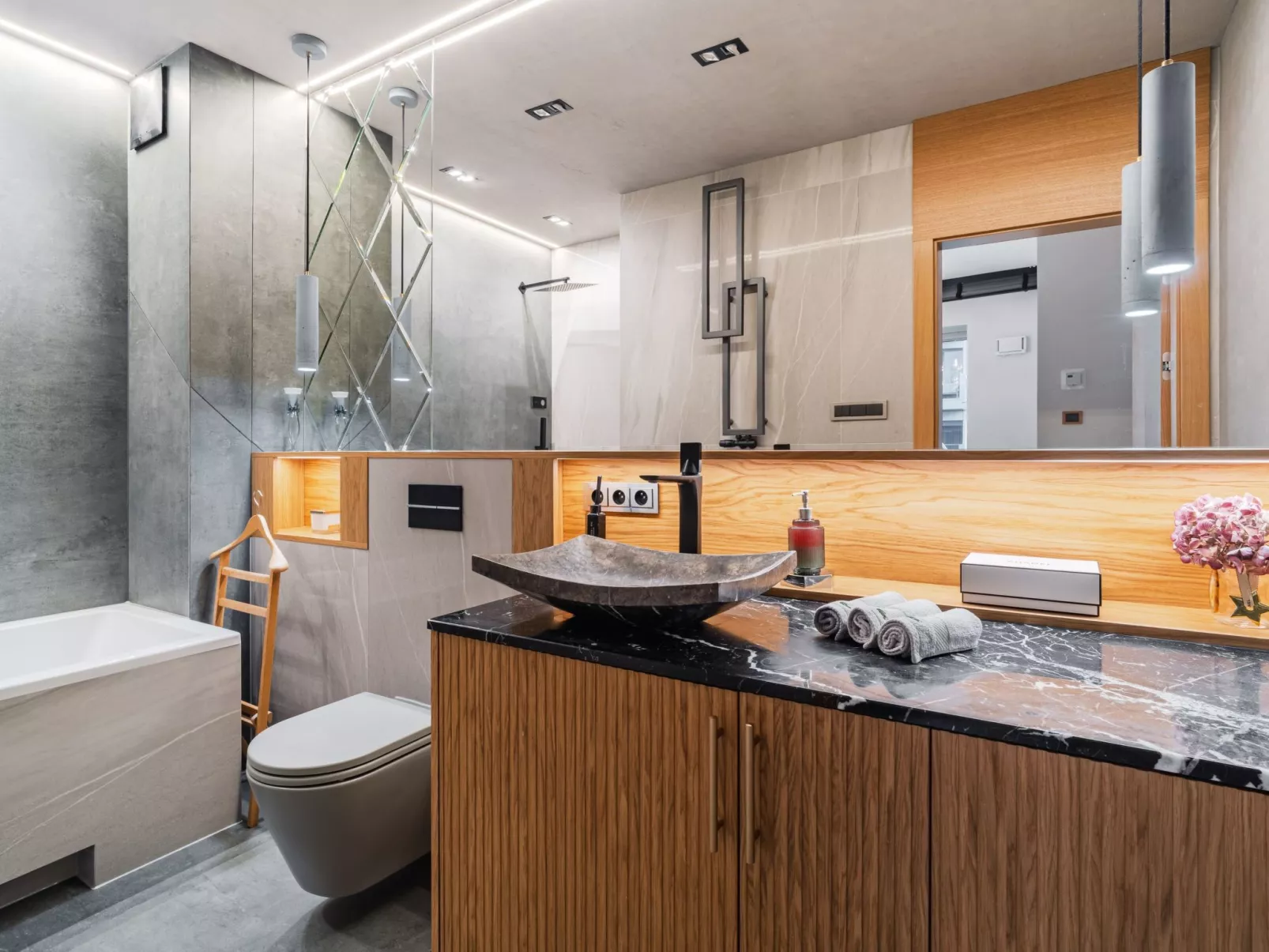 Yacht Park Apartment mit Panoramablick auf den Yachthafen in Gdynia, POLEN - Binnen