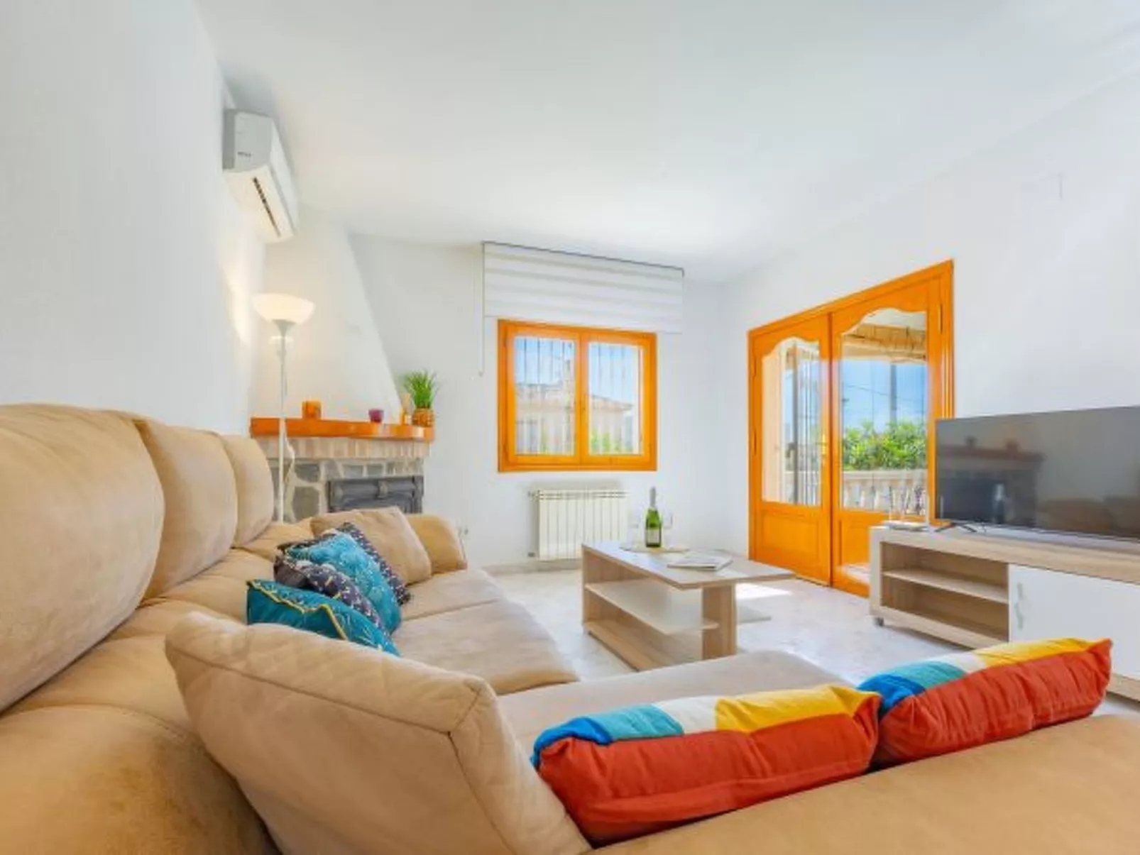 Villa Mona - PlusHolidays - Image-tags.info