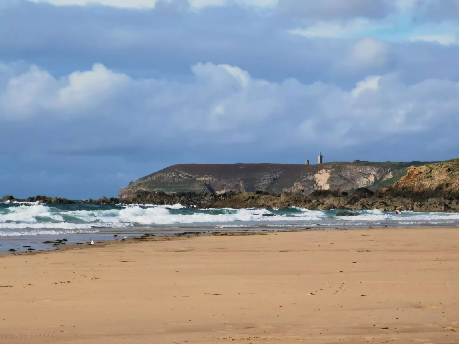 Haus mit grossem Garten in der Nähe des Cap Fréh - Image-tags.info