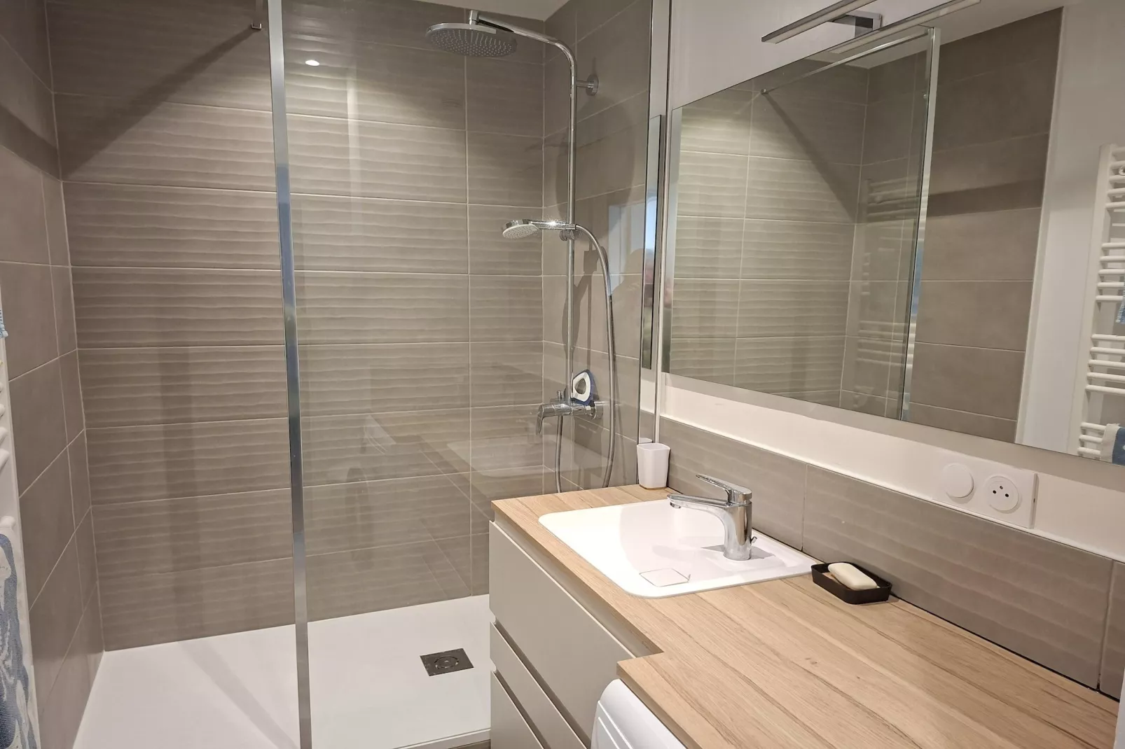 Ferienwohnung in Plougonvelin - Badkamer