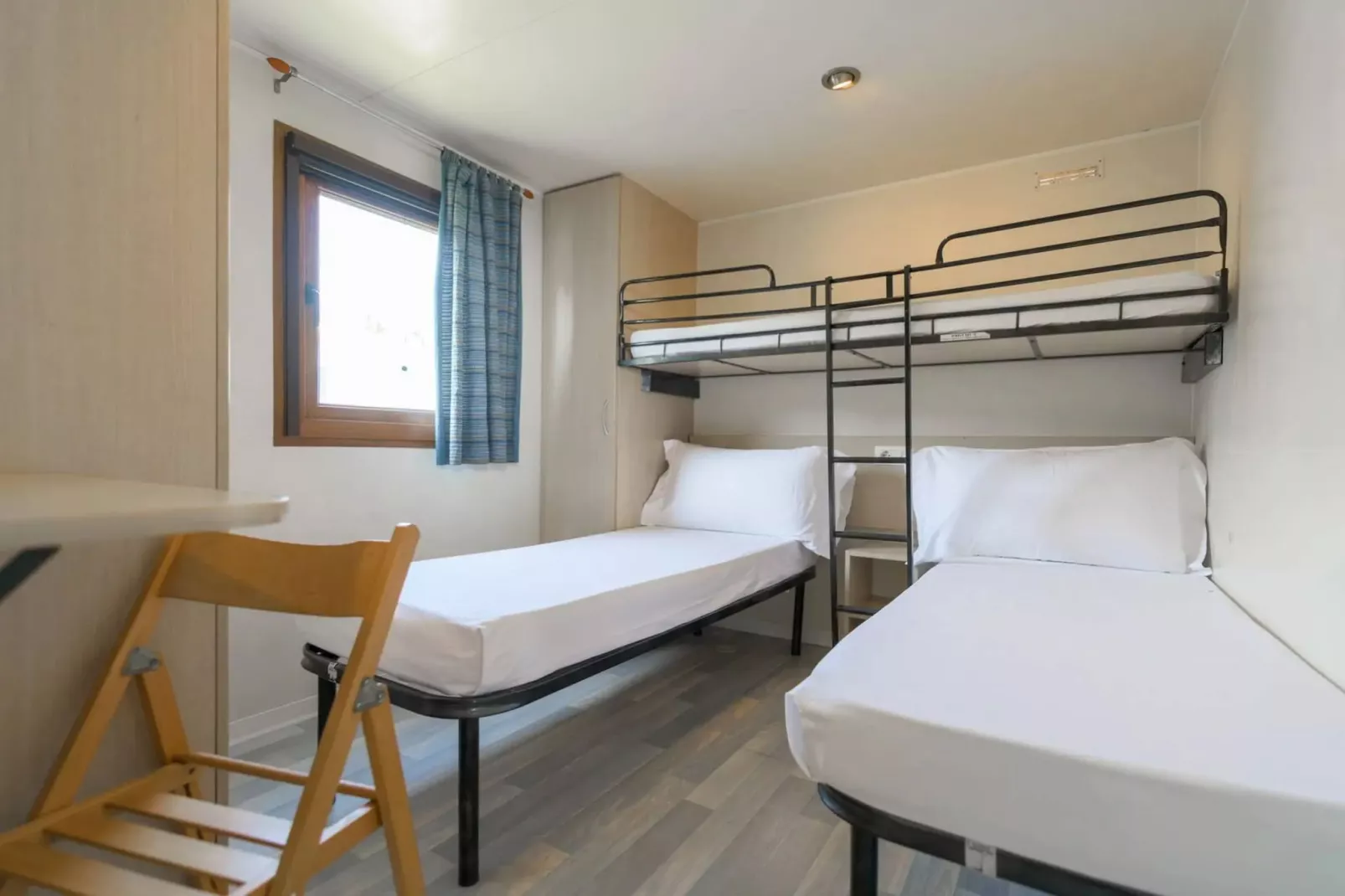 Camping Fontanelle  - Mobile Home Standard Plus - Slaapkamer