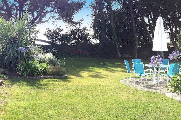 Holiday home St Jean-du-Doigt - Tuinen zomer