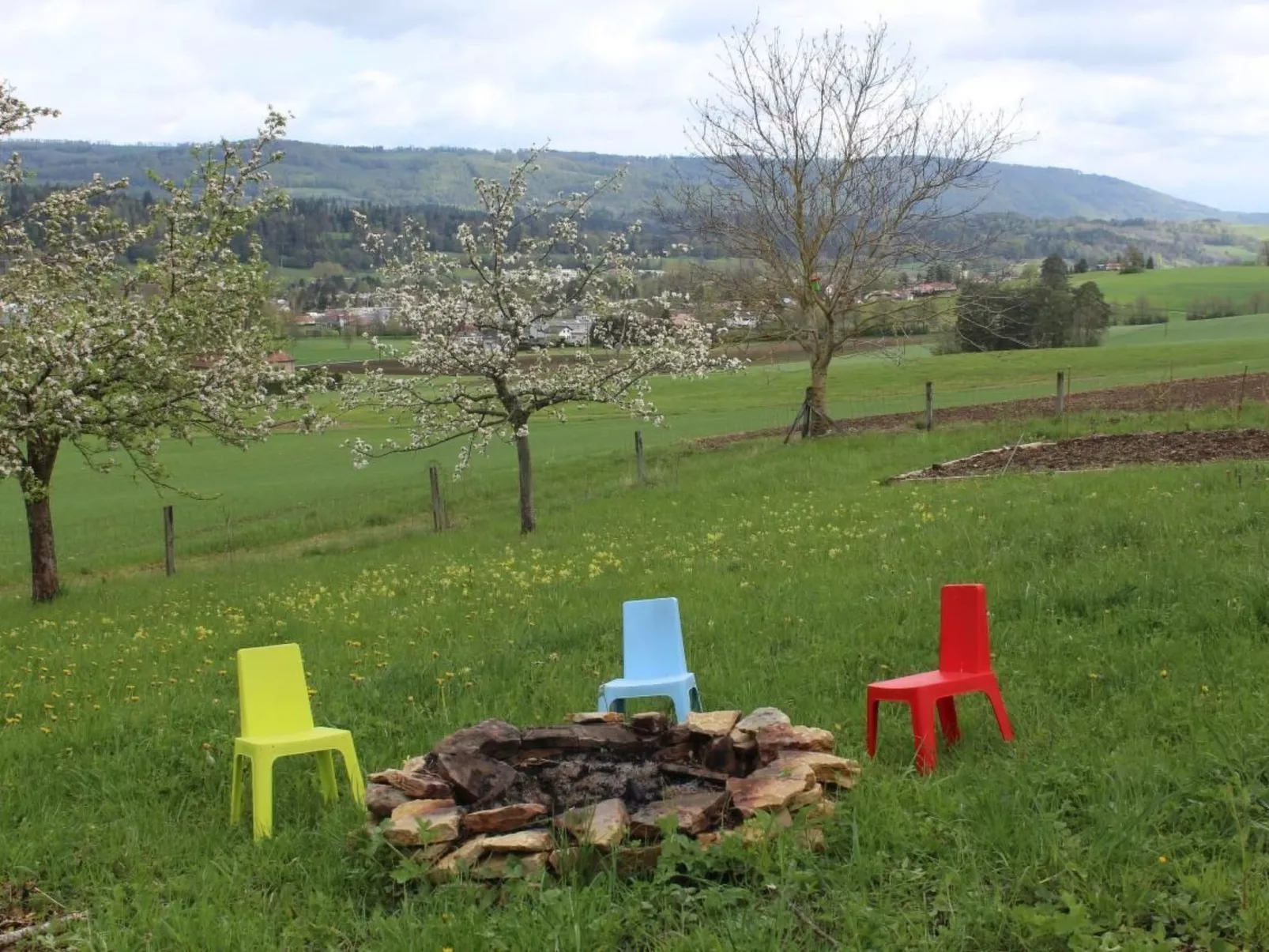 Chalet - Le Champ des Perches, (Berlincourt) - Image-tags.info