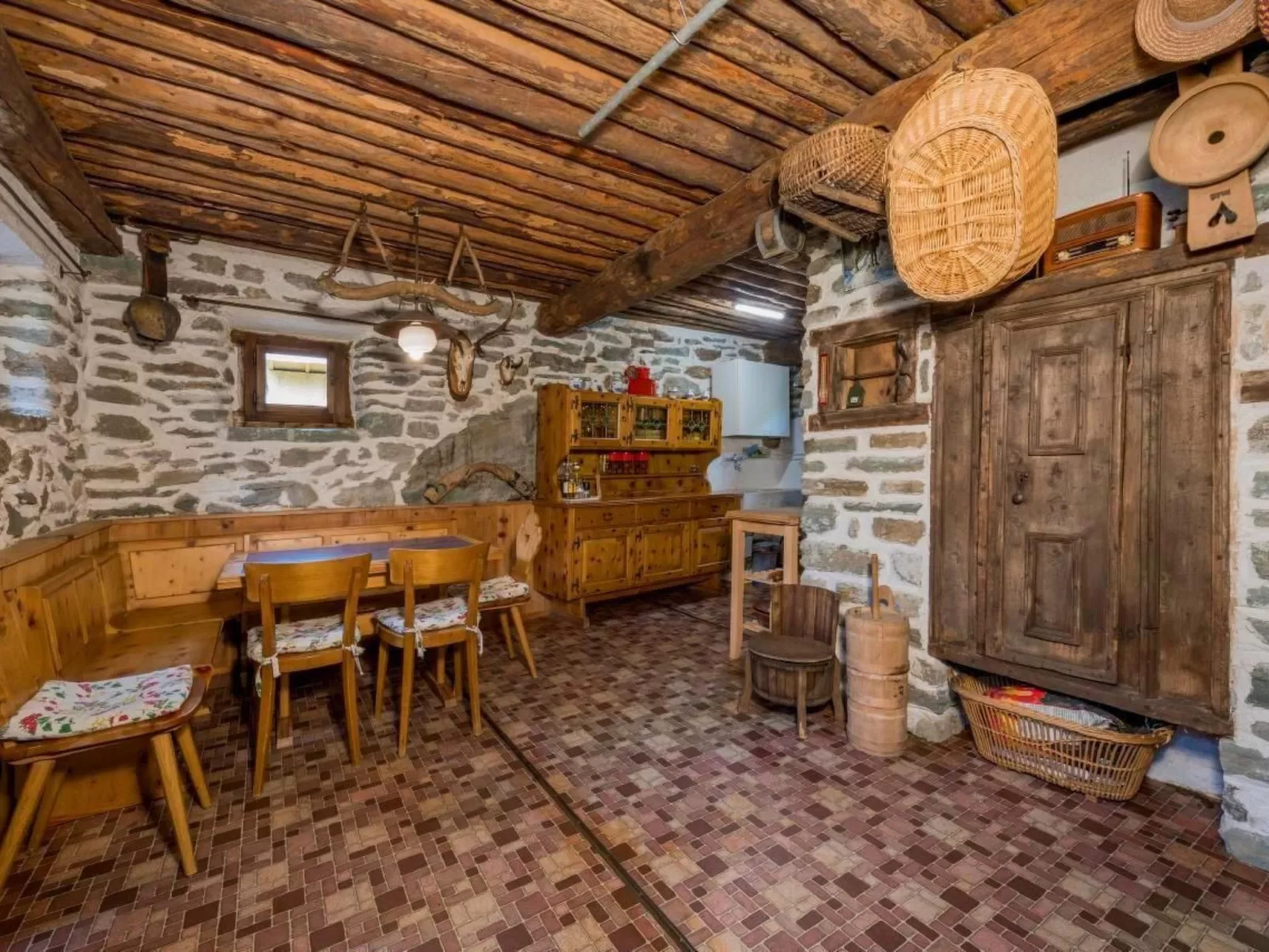 Rustico Camplung - Binnen