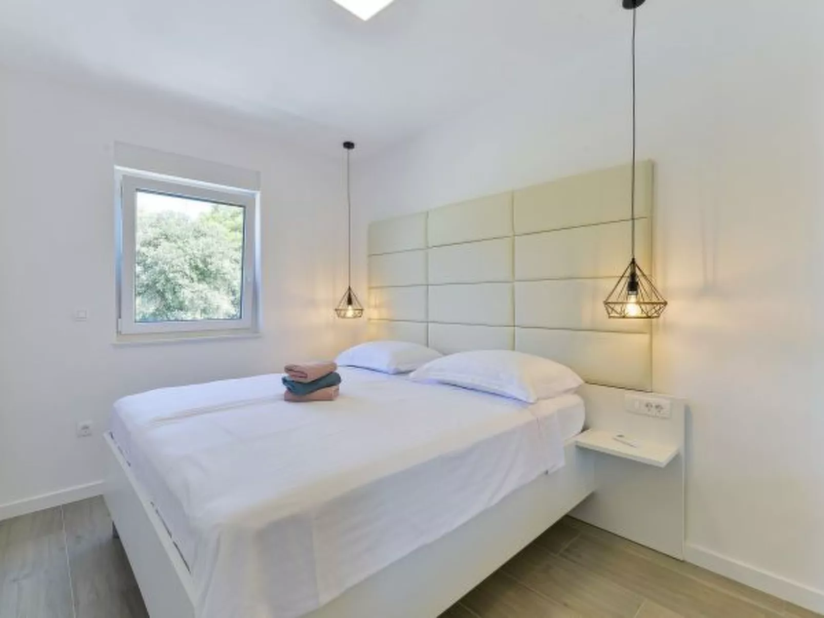 Villa Div with heated pool Apartment No.2 - Image-tags.info