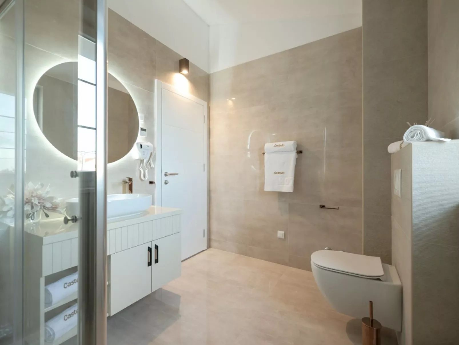 Gästezimmer "Rosa Zimmer" mit Balkon - Binnen