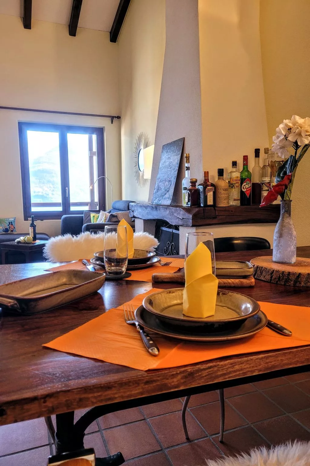 Mit Bergblick - Binnen