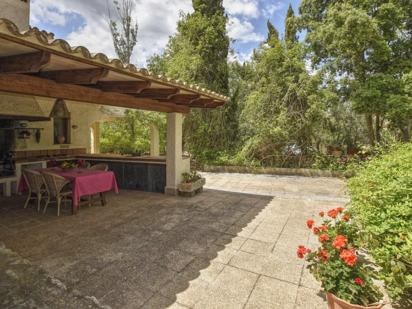 Ferienvilla mit privatem Pool - Image-tags.info