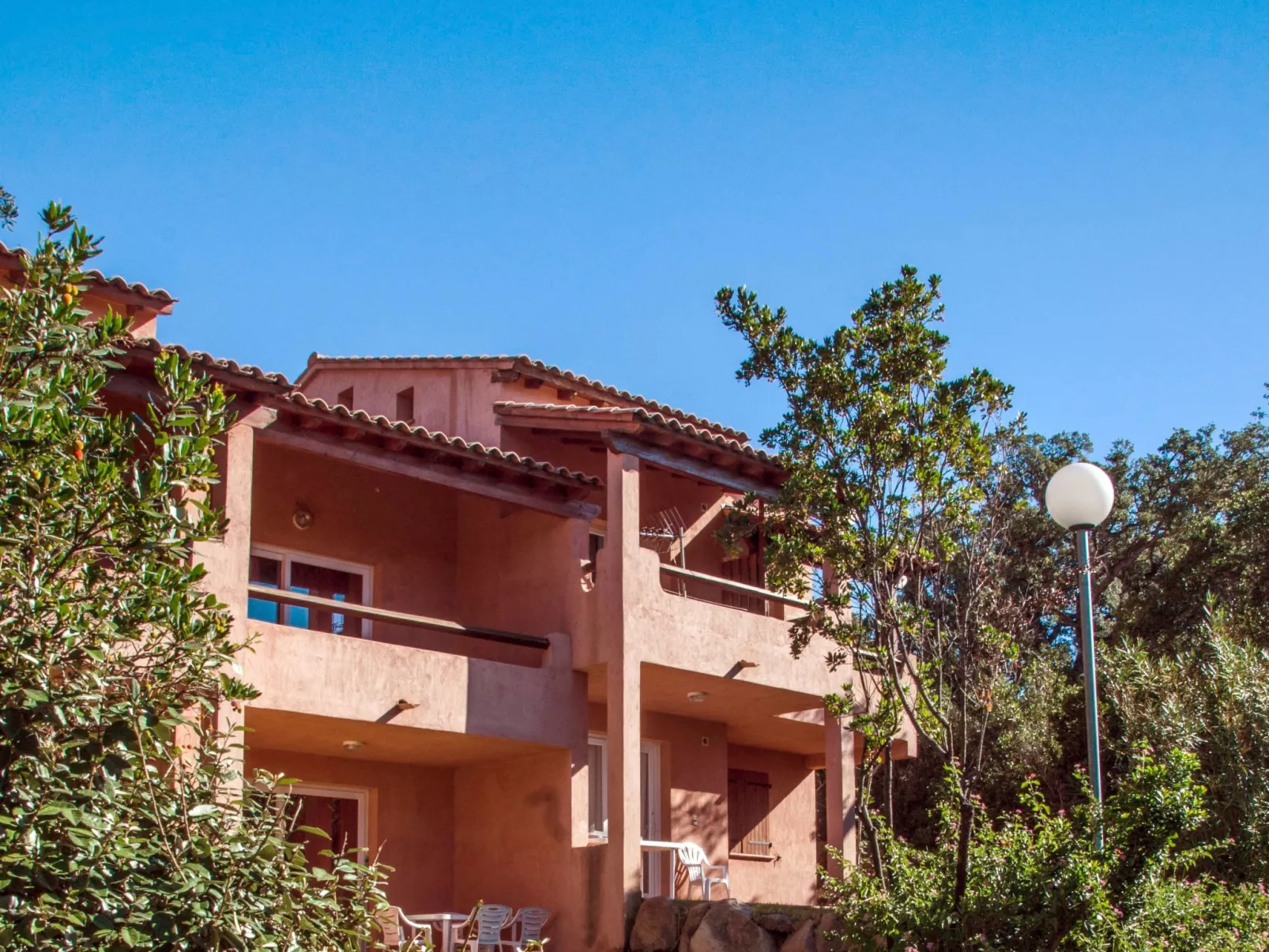 Unterkunft für 8 Personen, klimatisiert - Buiten