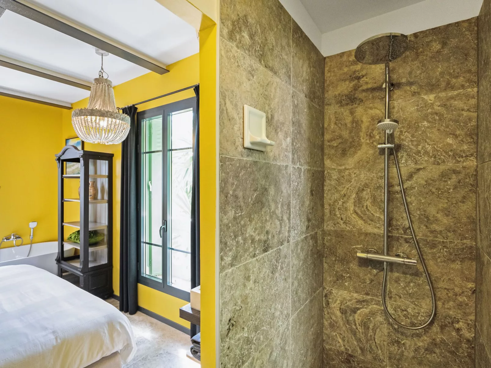 Mauresque & Pêcheurs - Binnen