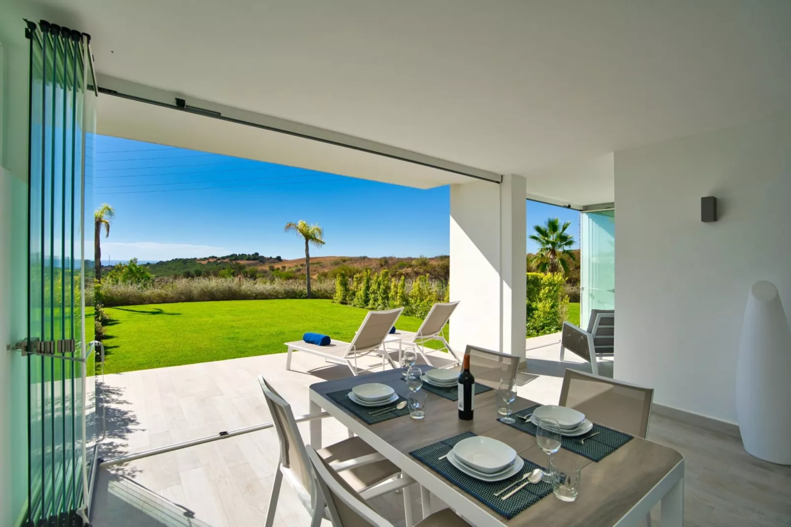 AL-1103 ESTEPONA - APARTMENT - ALCAZABA LAGOON - Terrasbalkon