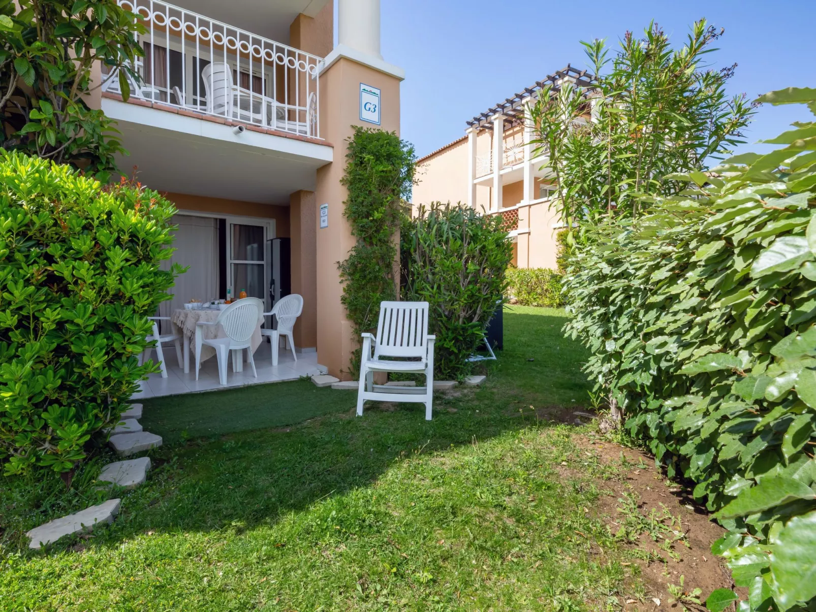 L'Esquinade (G3 033) - Buiten