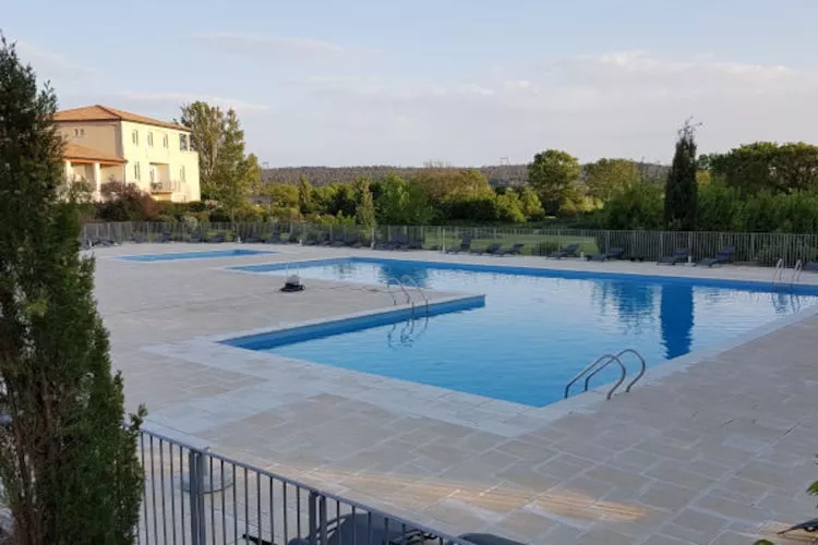 Résidence du Château de Jouarres - Azille // Apt 3 P 6 pers - Zwembad