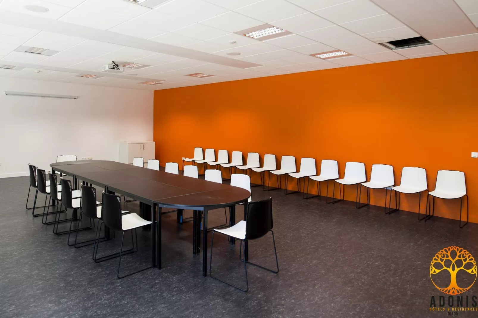 Adonis Dijon Double/Superior studio - Parkfaciliteiten