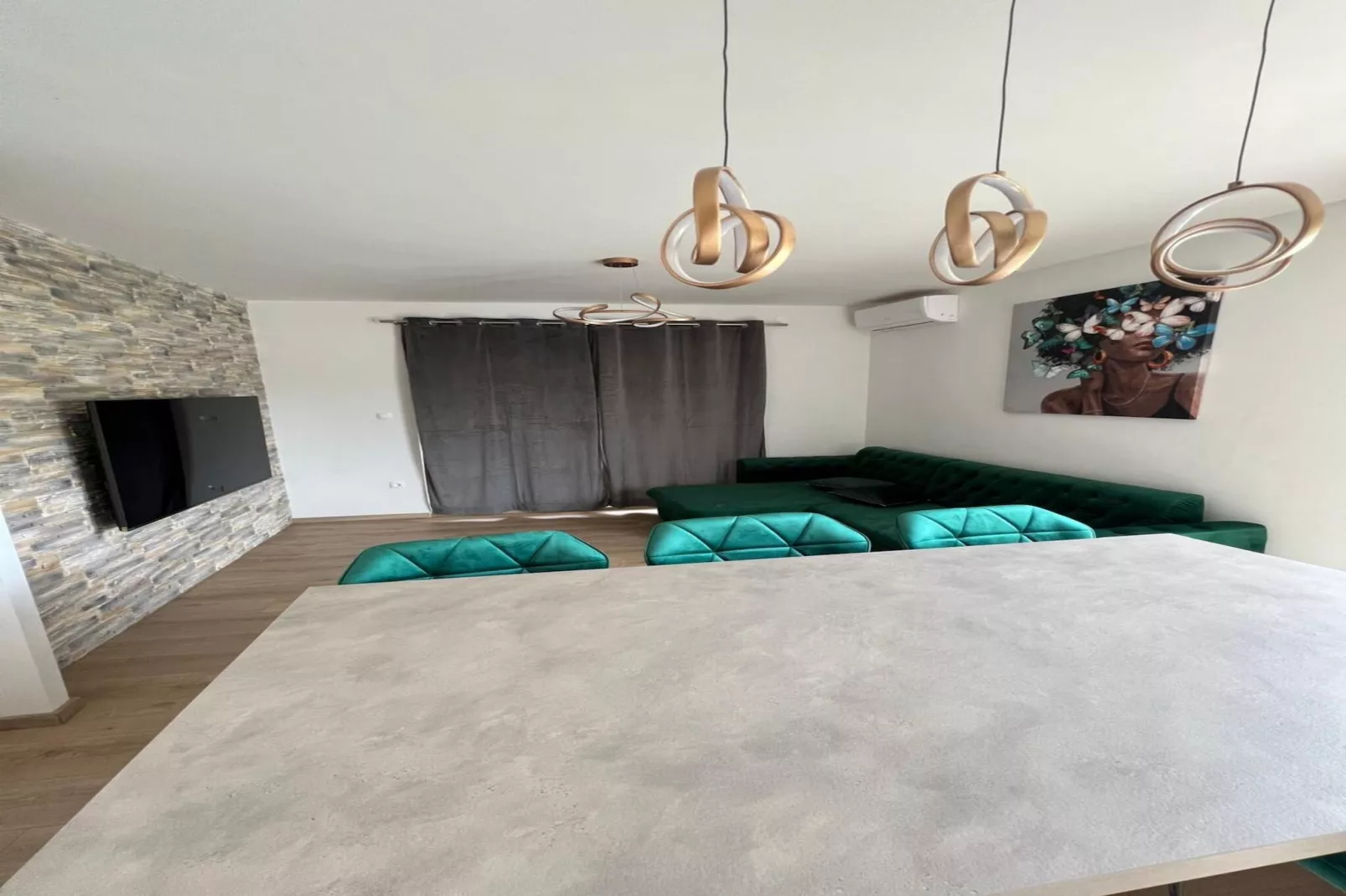 Four-Bedroom Apartment With Sea View - Badkamer