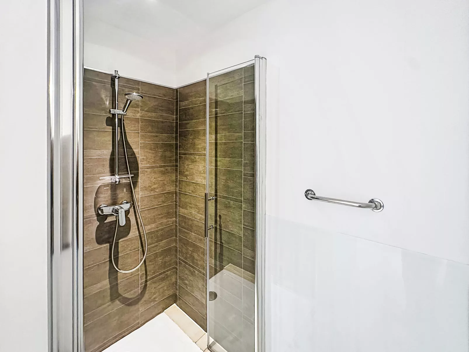 Le Perregaux - Binnen