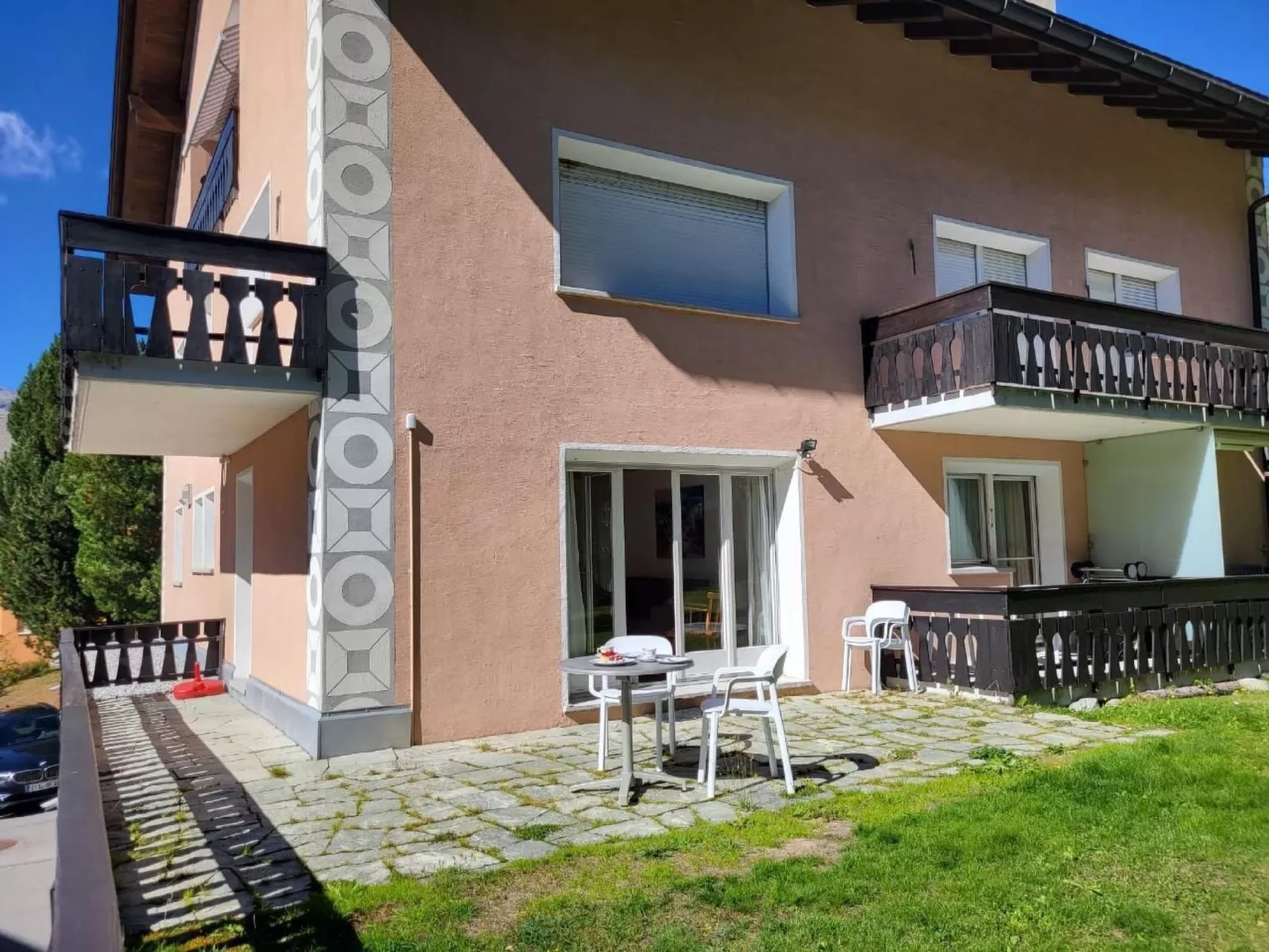 Chesa Pignola - Buiten