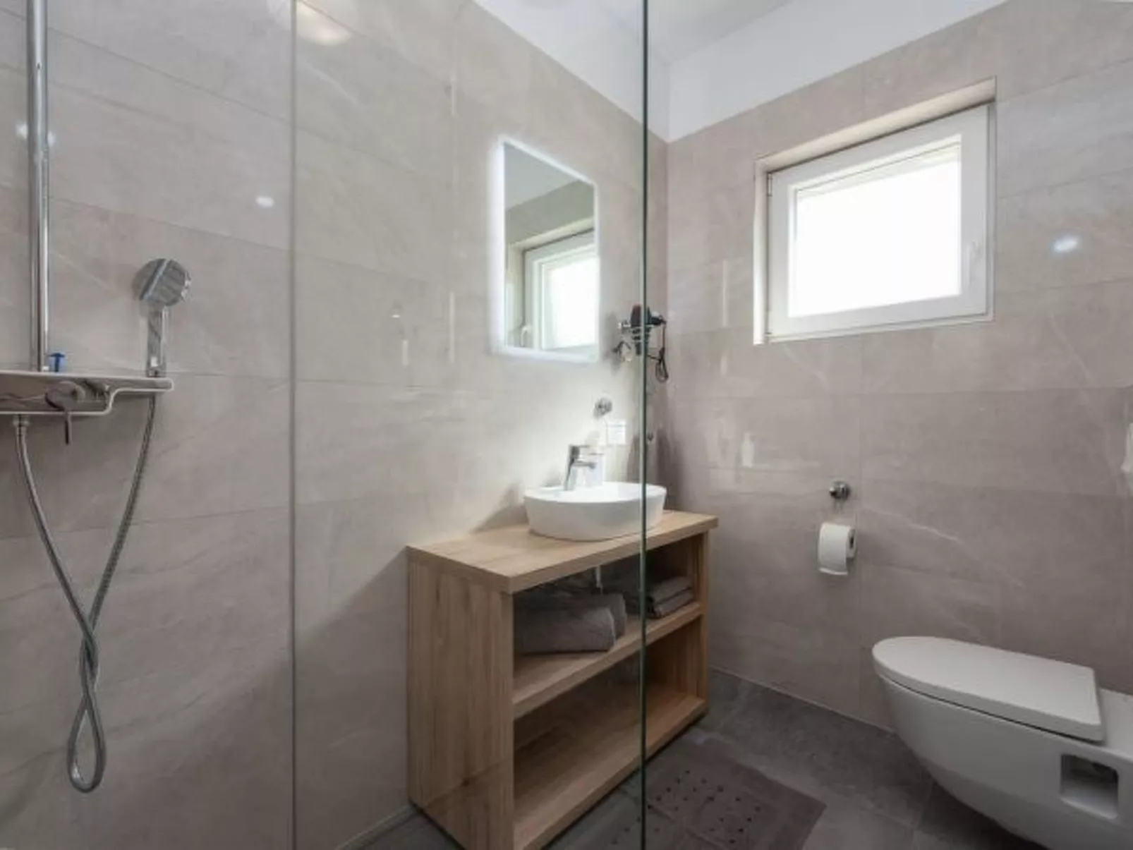 Villa Paloma with heated pool - Image-tags.info