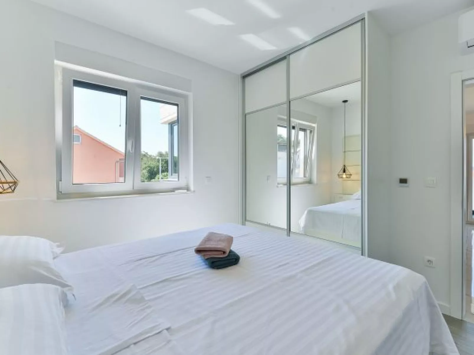 Villa Div with heated pool Apartment No.2 - Image-tags.info