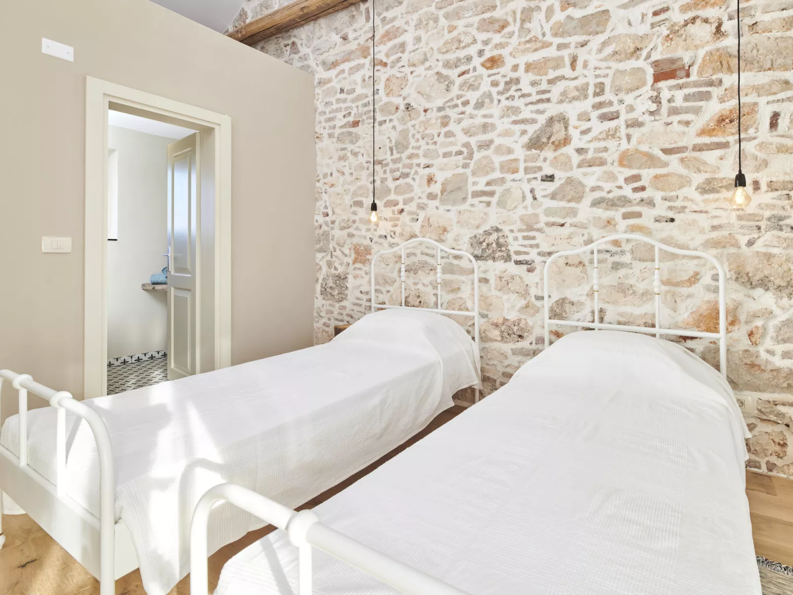 Mediterranea - Binnen