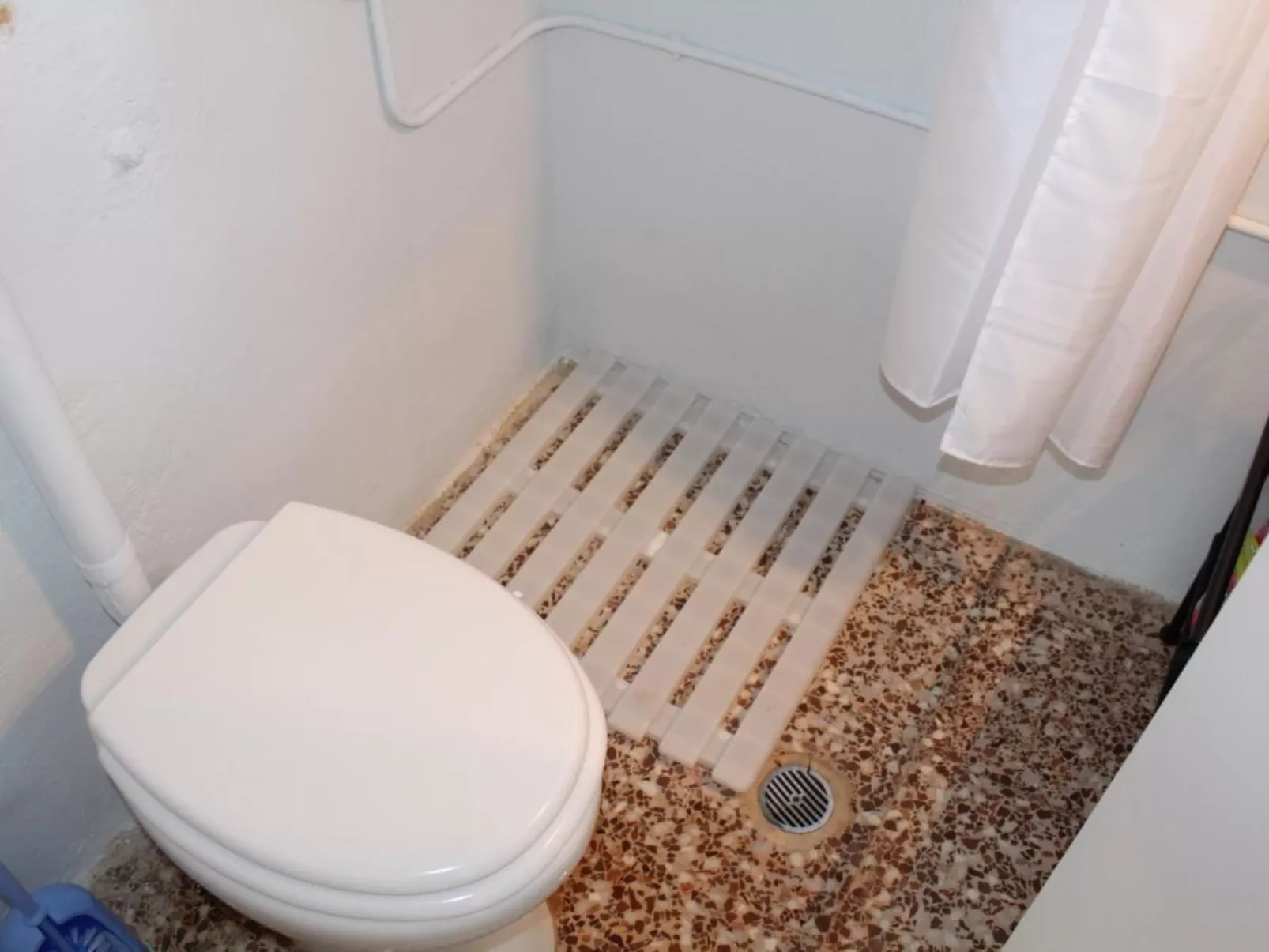 Schönes Surfercottage mit herrlichem Garten - Binnen