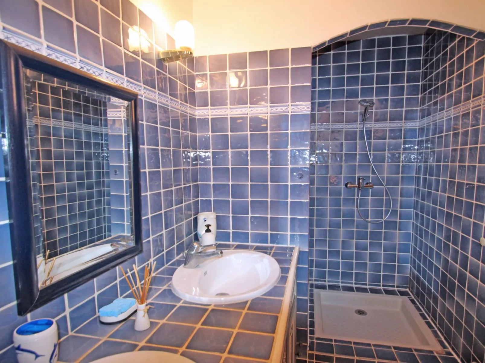 Mazets du soleil 6 Pers - Privates Schwimmbad - WiFi - Binnen