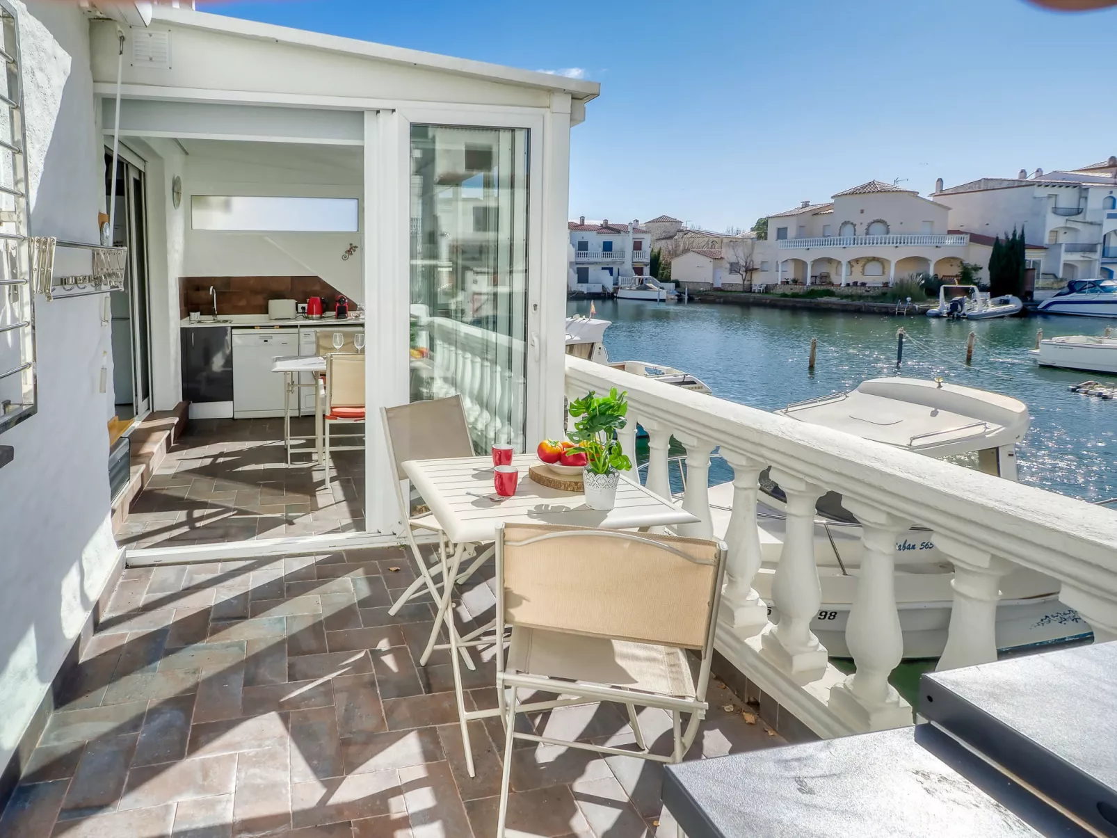 Canal Port Empuries - Buiten