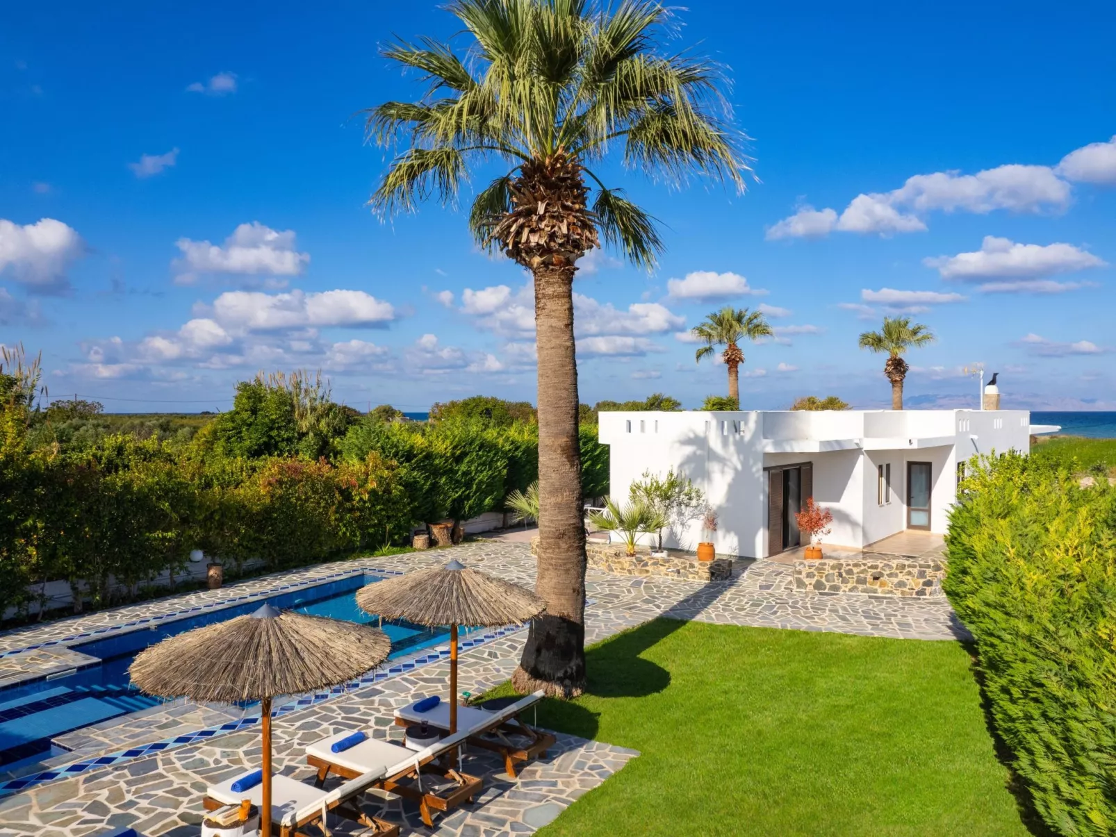 Villa "Villa Palmeras" mit eigenem Garten und Grill - Buiten