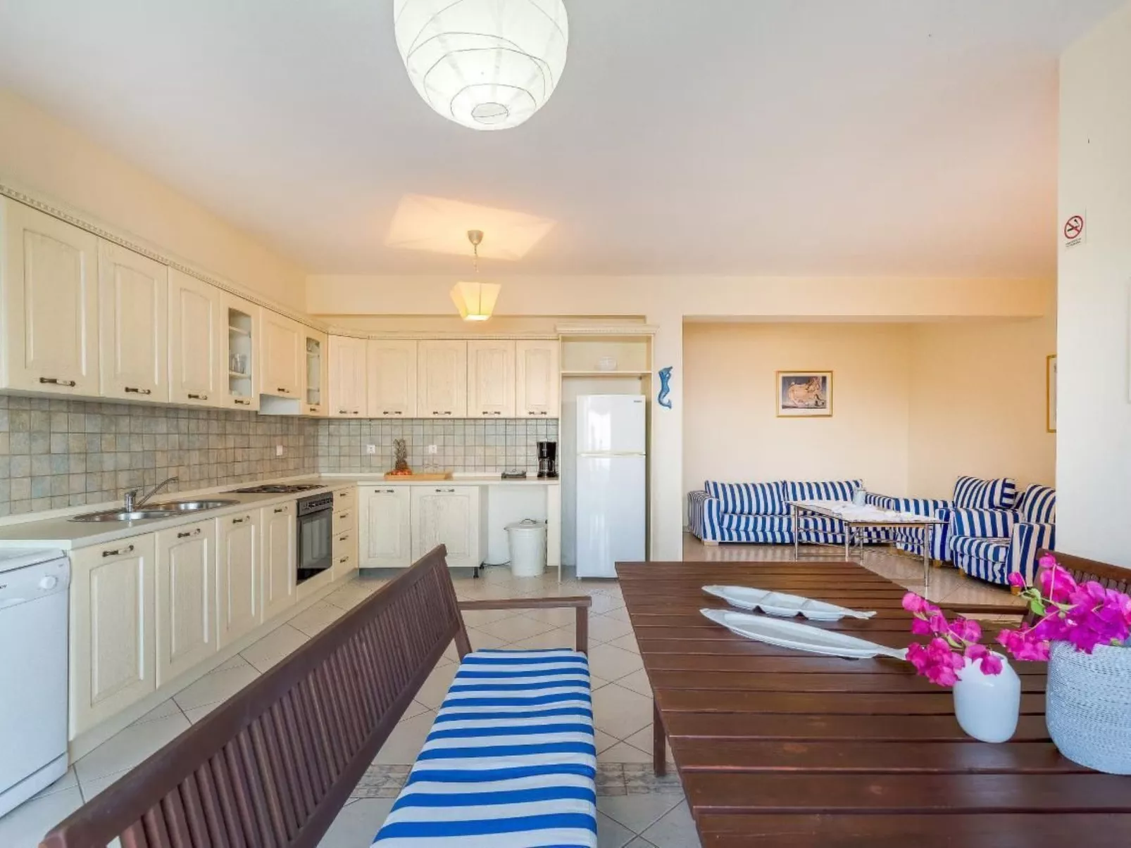 Salvador Dali Villa - Binnen