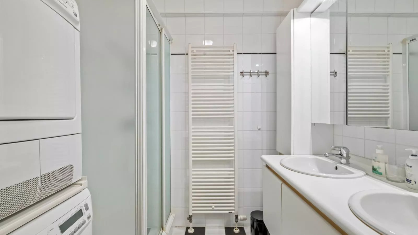 Zeeparel - 9A - Badkamer