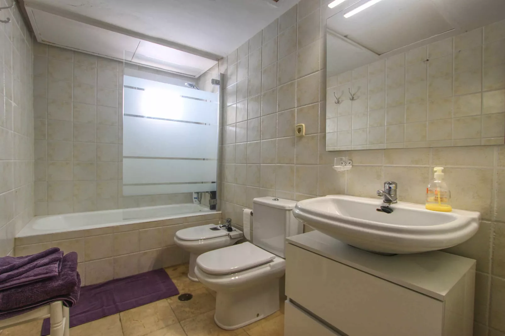 1079 - FRONTLINE PUERTO BANUS APARTMENT - Badkamer