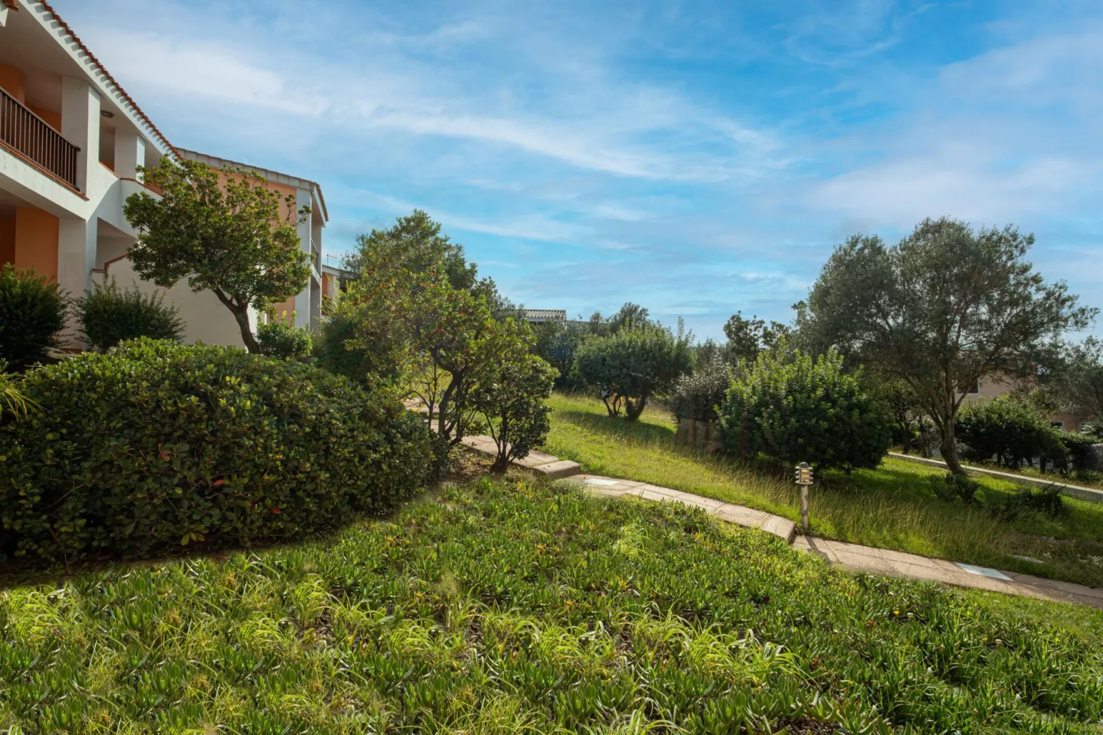 Felix Residence Hotel Costa Serena - Mono Classic - Uitzicht zomer