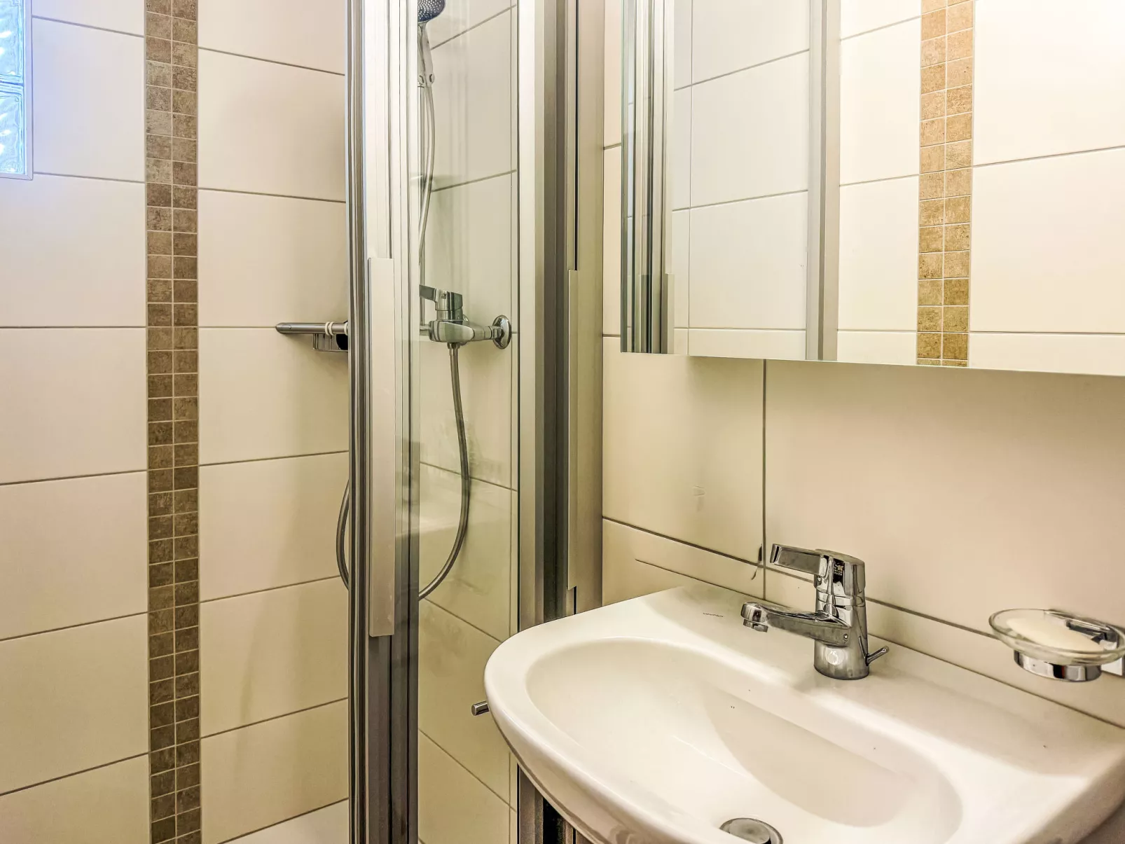 Petit Râche - Binnen