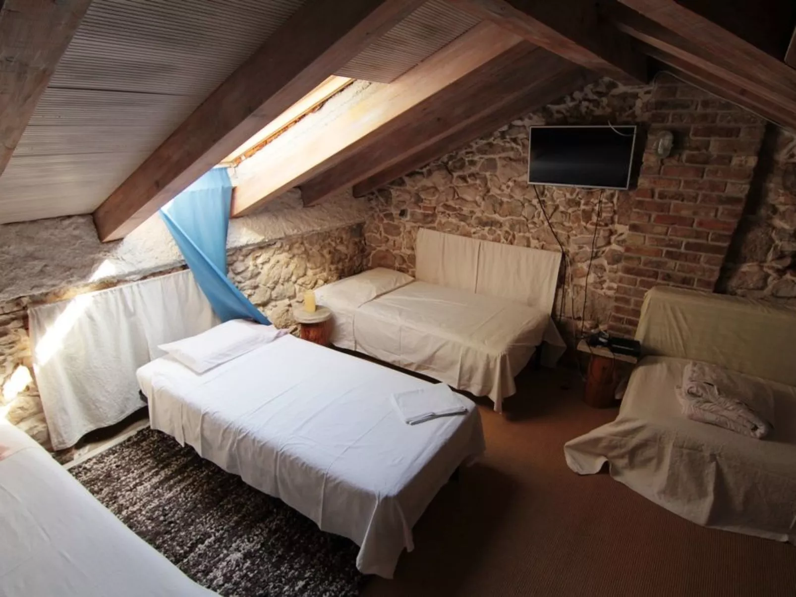 Modernes Ferienhaus in Drenje mit Privatem Garten - Binnen