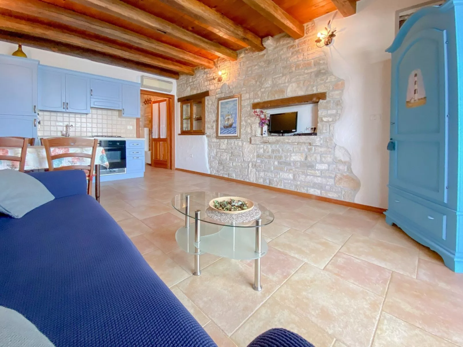 Für 4 Personen ca. 30 m&sup2; in Novigrad, Adriaküste Kroatien (Westküste von I - Binnen