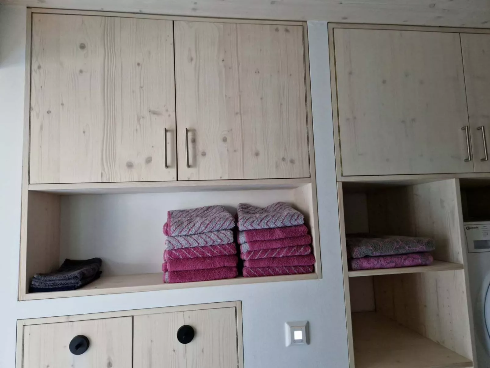 Tinyhaus Adam - Binnen