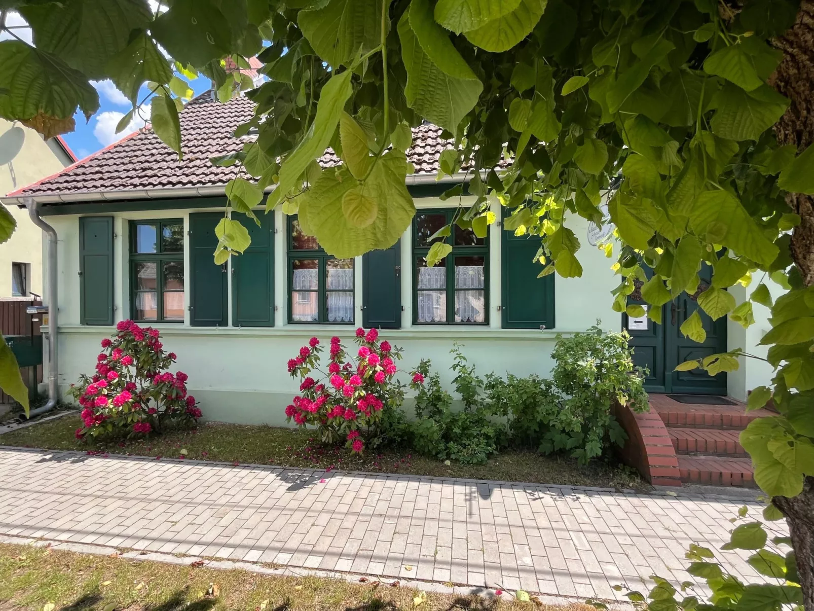 Holunderzimmer - Buiten