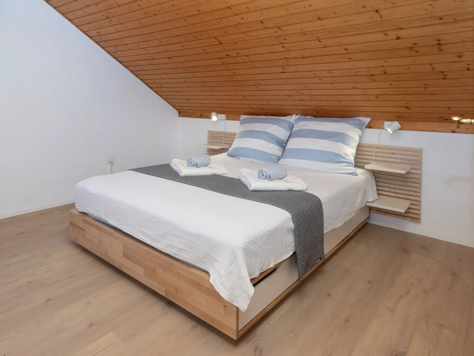 Sous-le-Moulin - Binnen