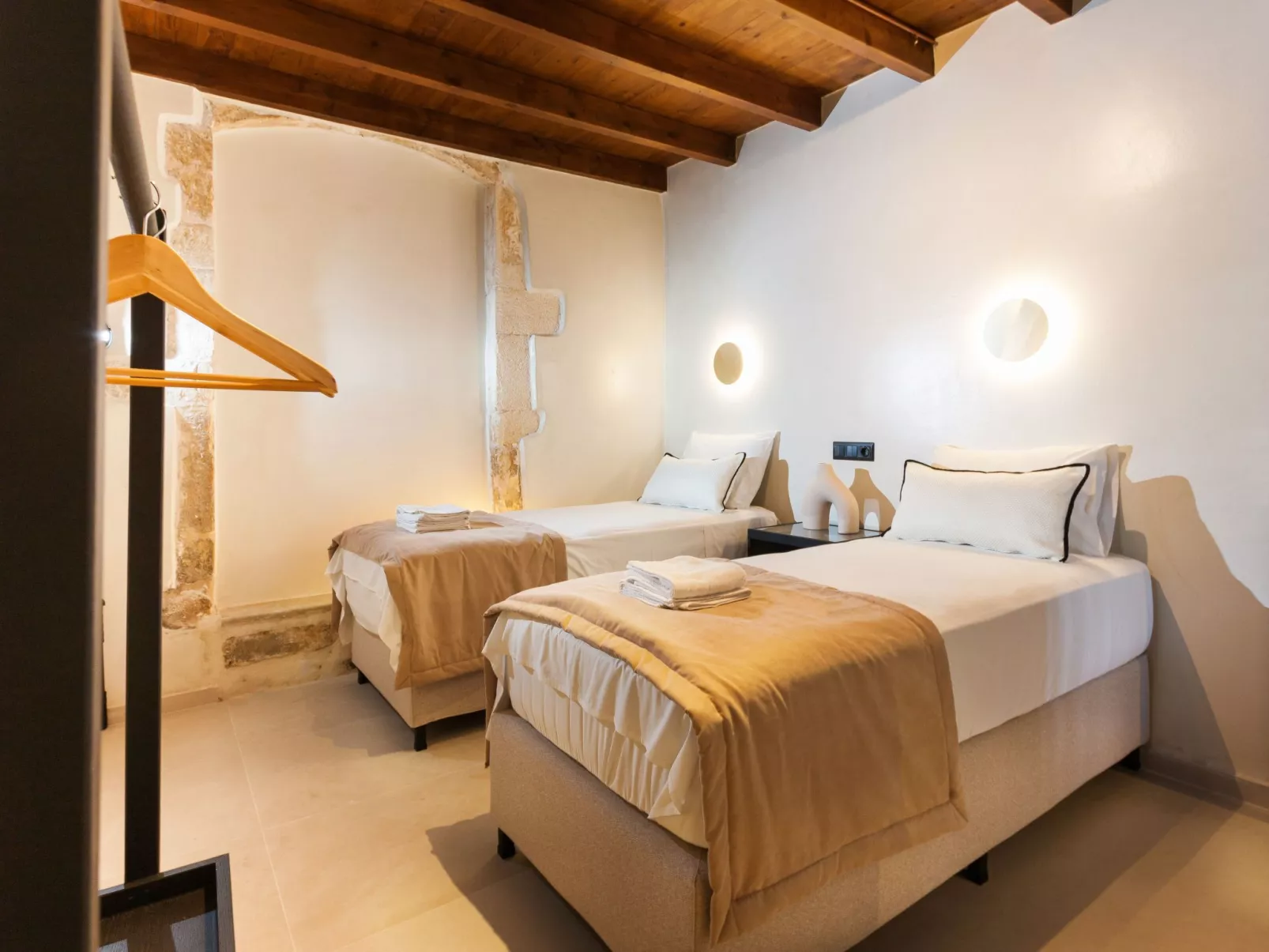 Ali Vafi's Villa - Beheizter Jacuzzi und Innenpool - Binnen