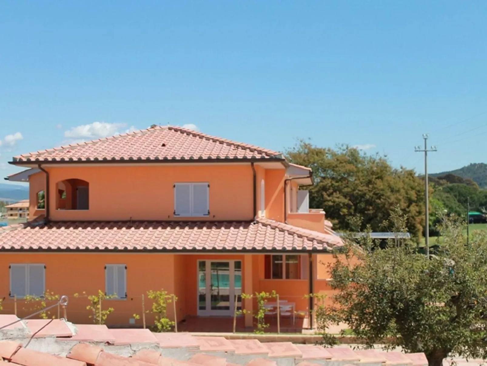 Unterkunft mit AC, Terrasse, in Residenz, Schwimmbad - Buiten