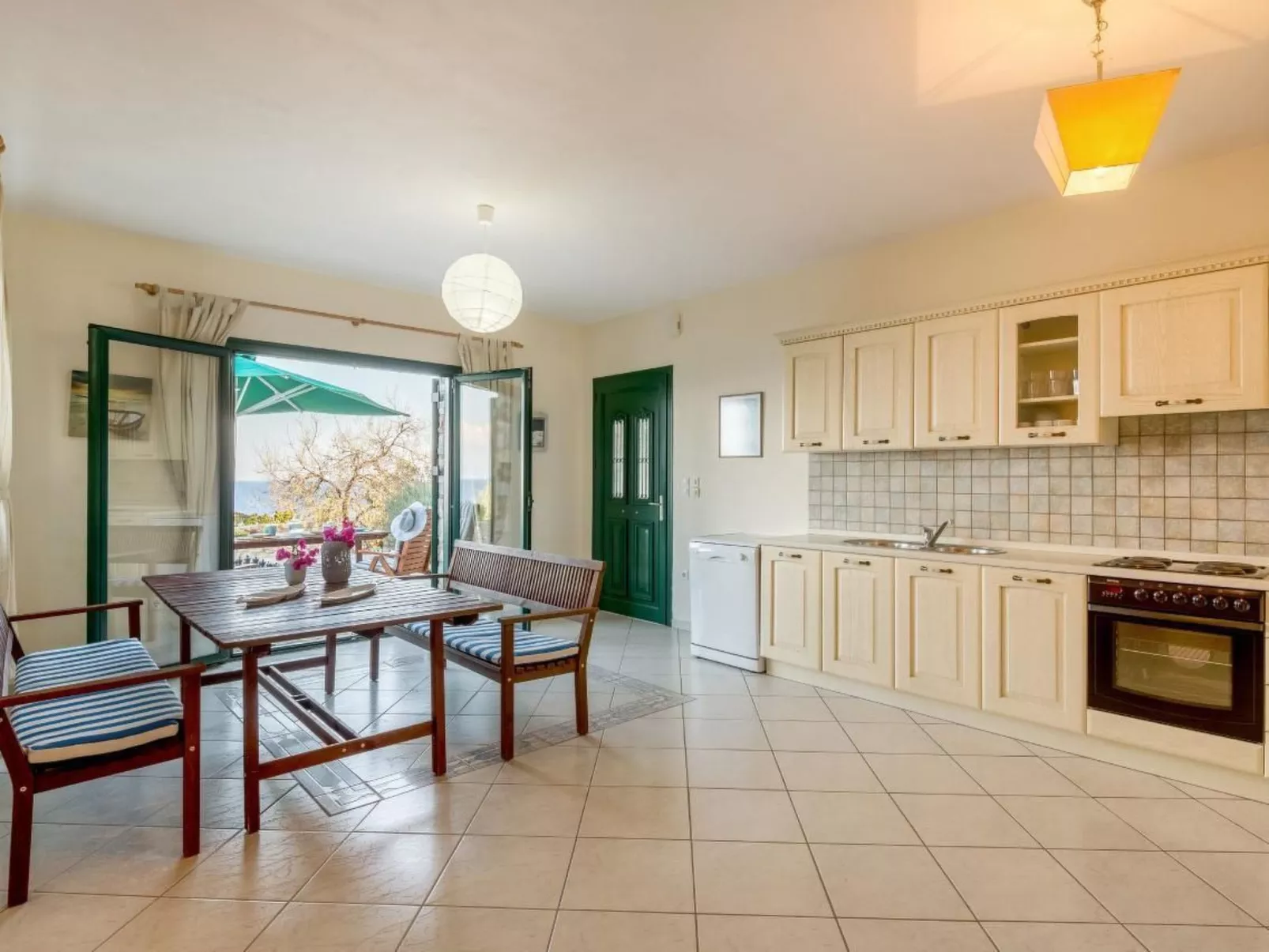 Salvador Dali Villa - Binnen