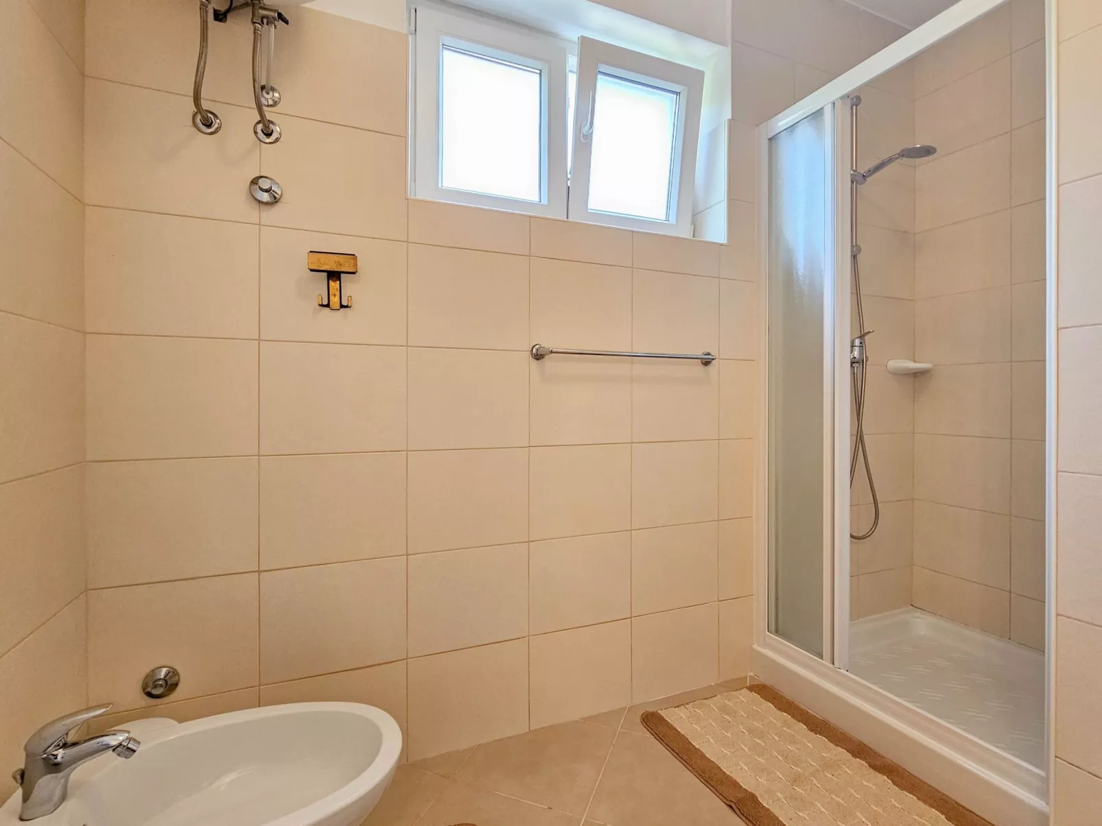 "Beco 2" direkt am Strand - Binnen